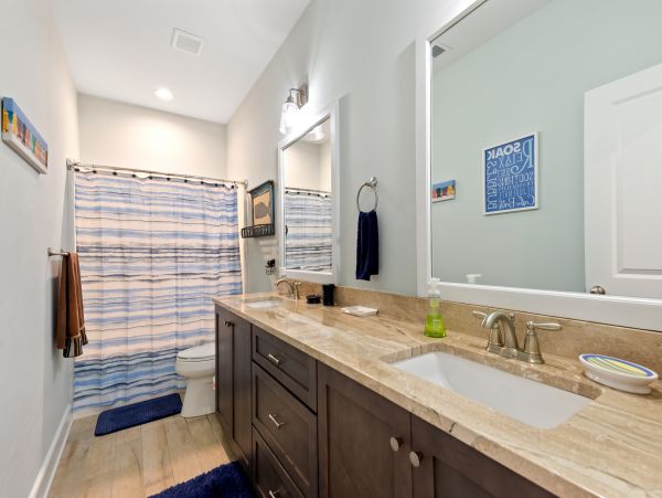 Folly Beach Home 1019501