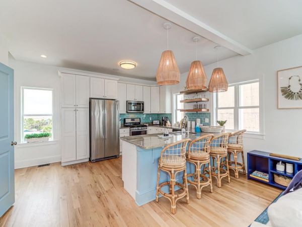 Folly Beach Home 1019503