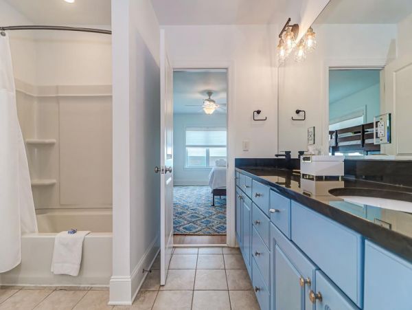 Folly Beach Home 1019503