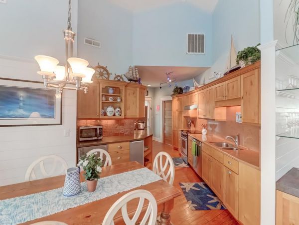 Folly Beach Home 1019504