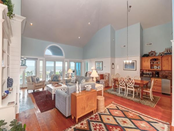 Folly Beach Home 1019504