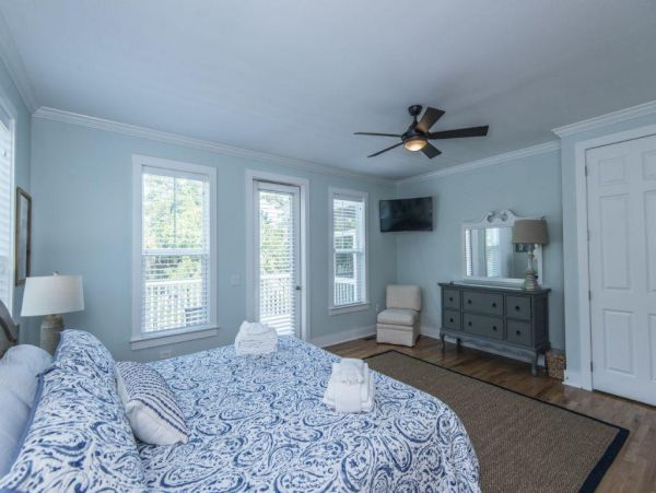 Folly Beach Home 1019507