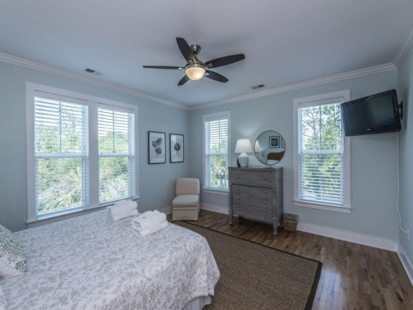 Folly Beach Home 1019507