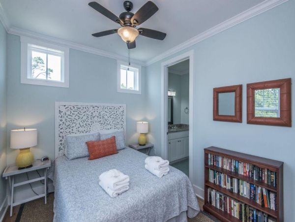 Folly Beach Home 1019507