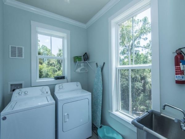 Folly Beach Home 1019507