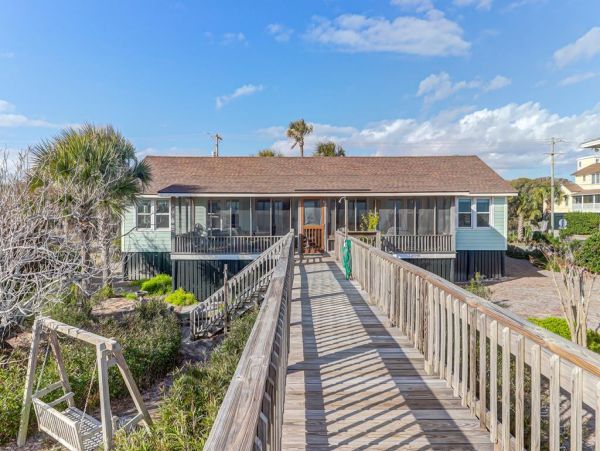 Folly Beach Home 1019508