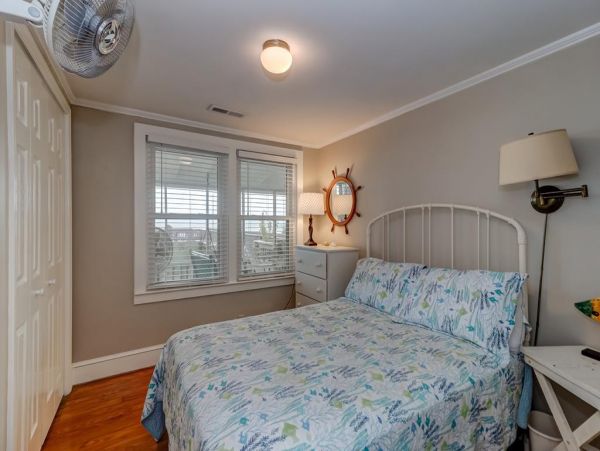 Folly Beach Home 1019508