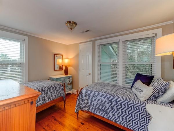 Folly Beach Home 1019508