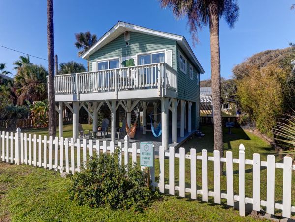 Folly Beach Home 1019509