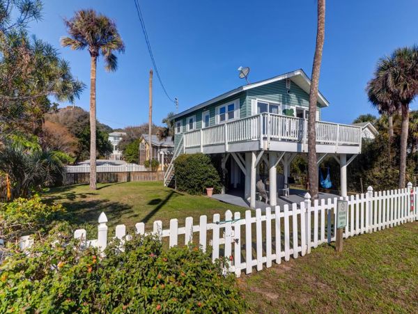 Folly Beach Home 1019509