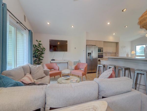 Folly Beach Home 1019511