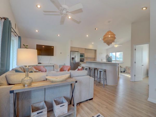 Folly Beach Home 1019511