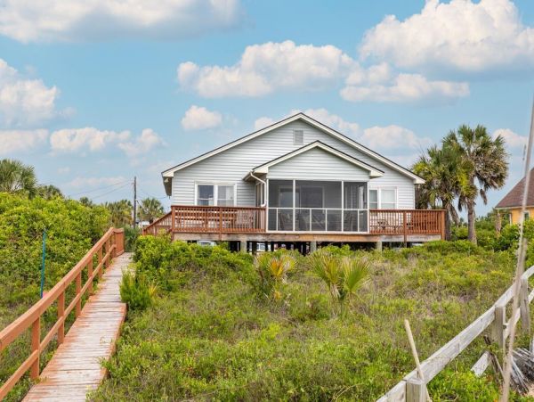 Folly Beach Home 1019512