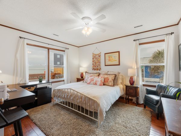 Folly Beach Home 1019512