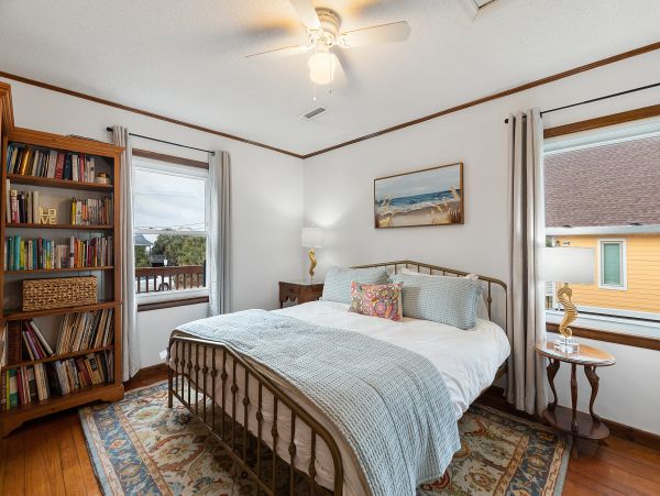 Folly Beach Home 1019512