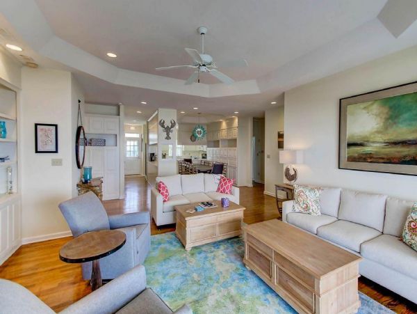 Folly Beach Home 1019515