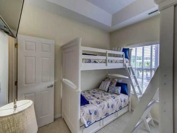 Folly Beach Home 1019515