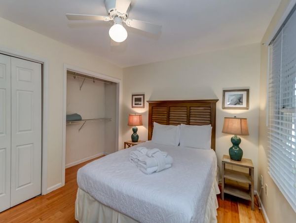 Folly Beach Home 1019516