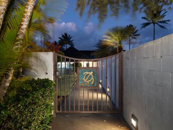 Kailua 3 Bedroom Vacation House Beach Views Sleeps 10