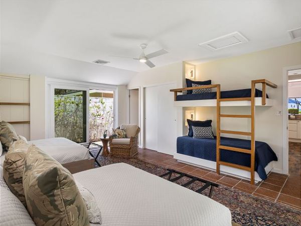 Kailua 3 Bedroom Vacation House Beach Views Sleeps 10