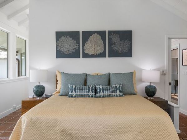 Kailua 3 Bedroom Vacation House Beach Views Sleeps 10