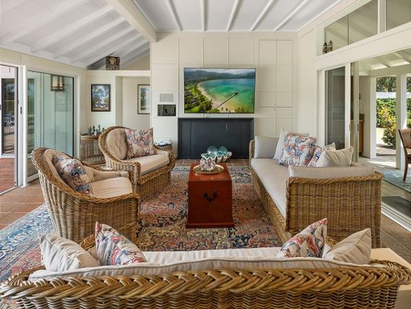 Kailua 3 Bedroom Vacation House Beach Views Sleeps 10