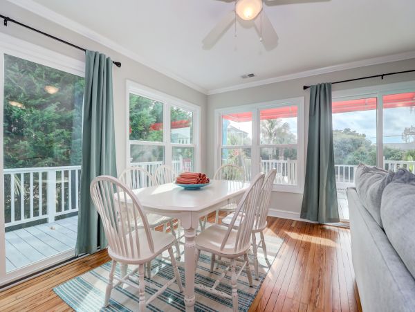 Folly Beach Home 1019523