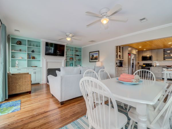 Folly Beach Home 1019523