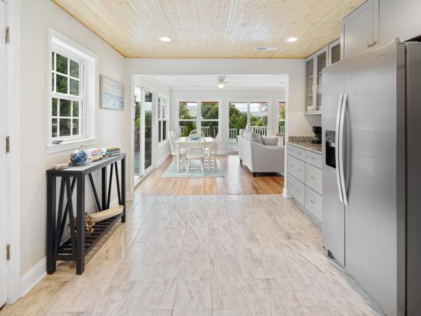 Folly Beach Home 1019523