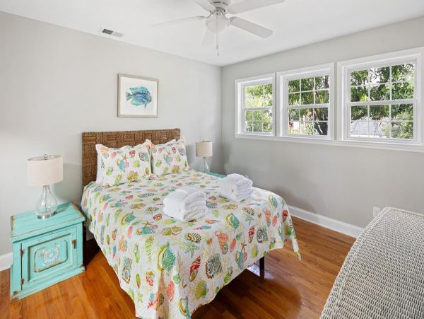 Folly Beach Home 1019523