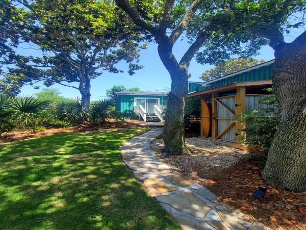 Folly Beach Home 1019523