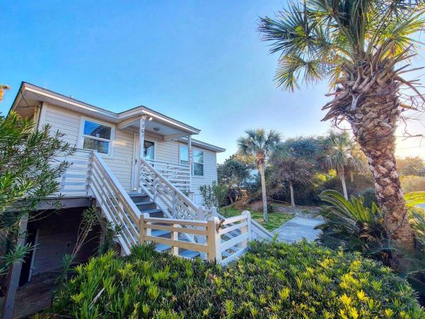 Folly Beach Home 1019529