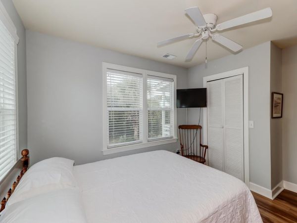 Folly Beach Home 1019529