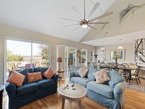 Folly Beach Home 1019530