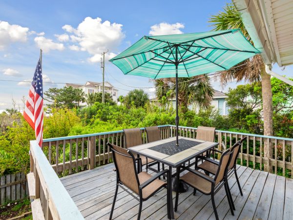 Folly Beach Home 1019530