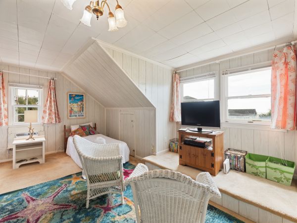 Folly Beach Home 1019530