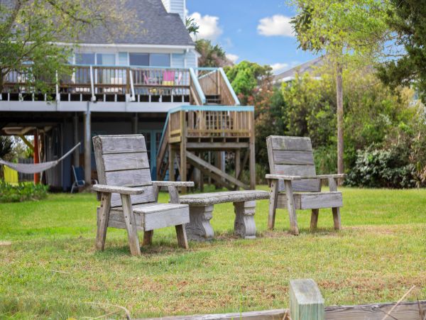 Folly Beach Home 1019530