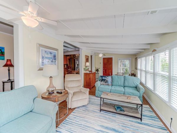 Folly Beach Home 1019531