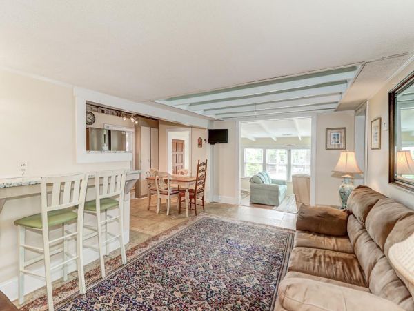 Folly Beach Home 1019531