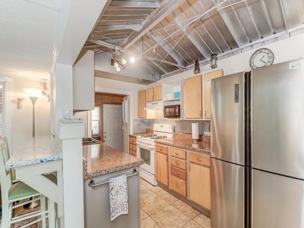 Folly Beach Home 1019531