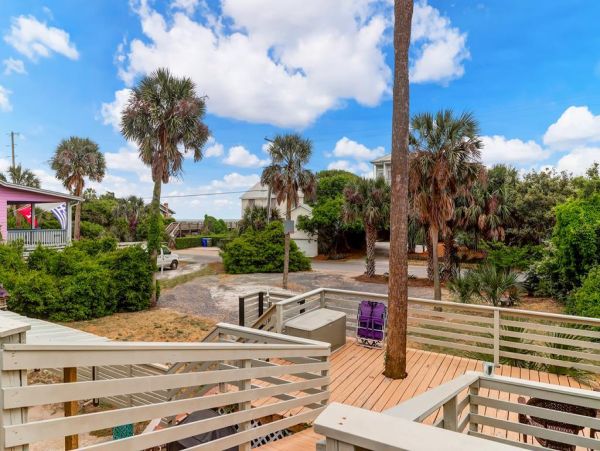 Folly Beach Home 1019531