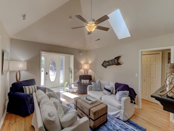 Folly Beach Home 1019533