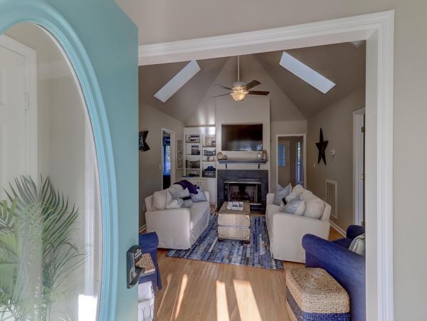 Folly Beach Home 1019533