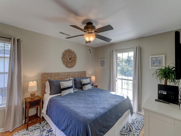 Folly Beach Home 1019533