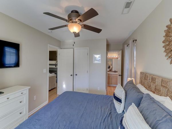 Folly Beach Home 1019533