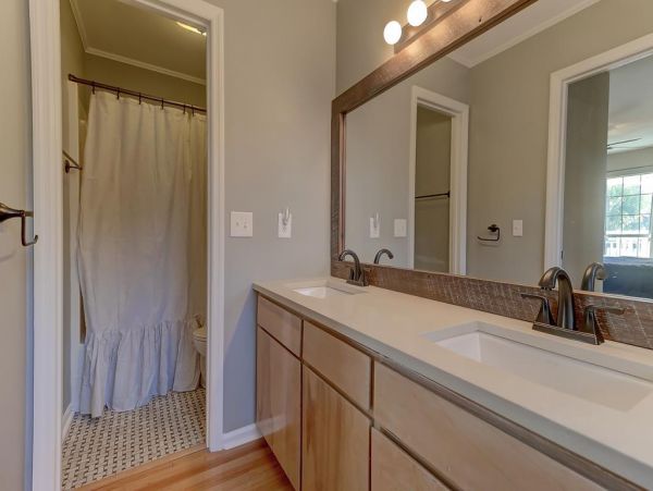 Folly Beach Home 1019533