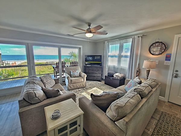 Folly Beach Home 1019535
