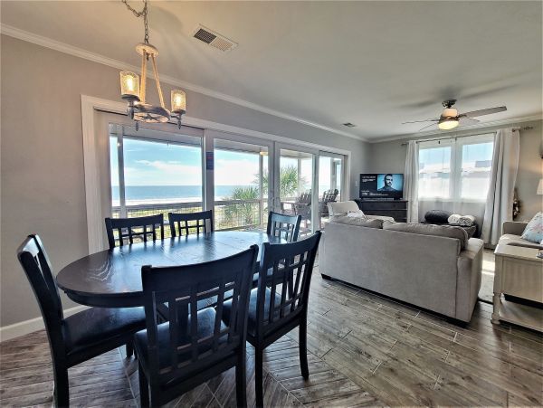 Folly Beach Home 1019535