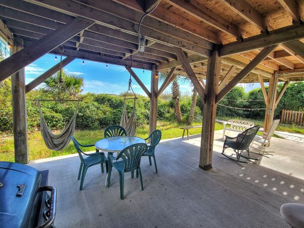 Folly Beach Home 1019535