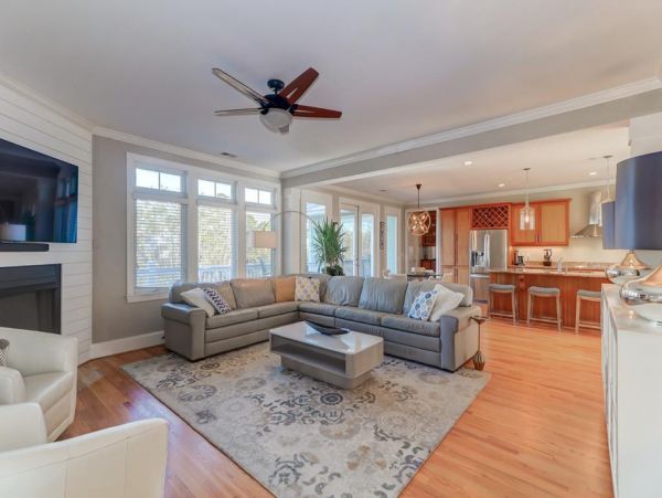 Folly Beach Home 1019536